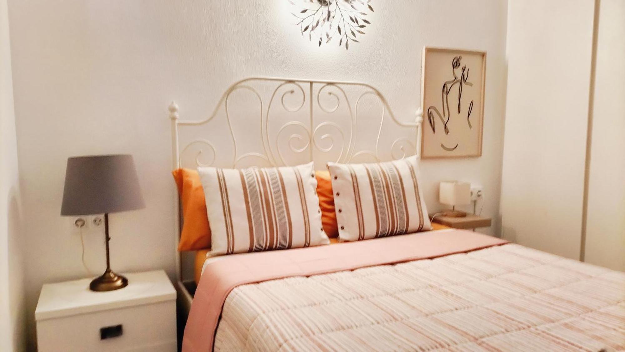 Bonito Apartamento De Dos Dormitorios En El Centro Y Calle San Miguel Torremolinos Exterior photo